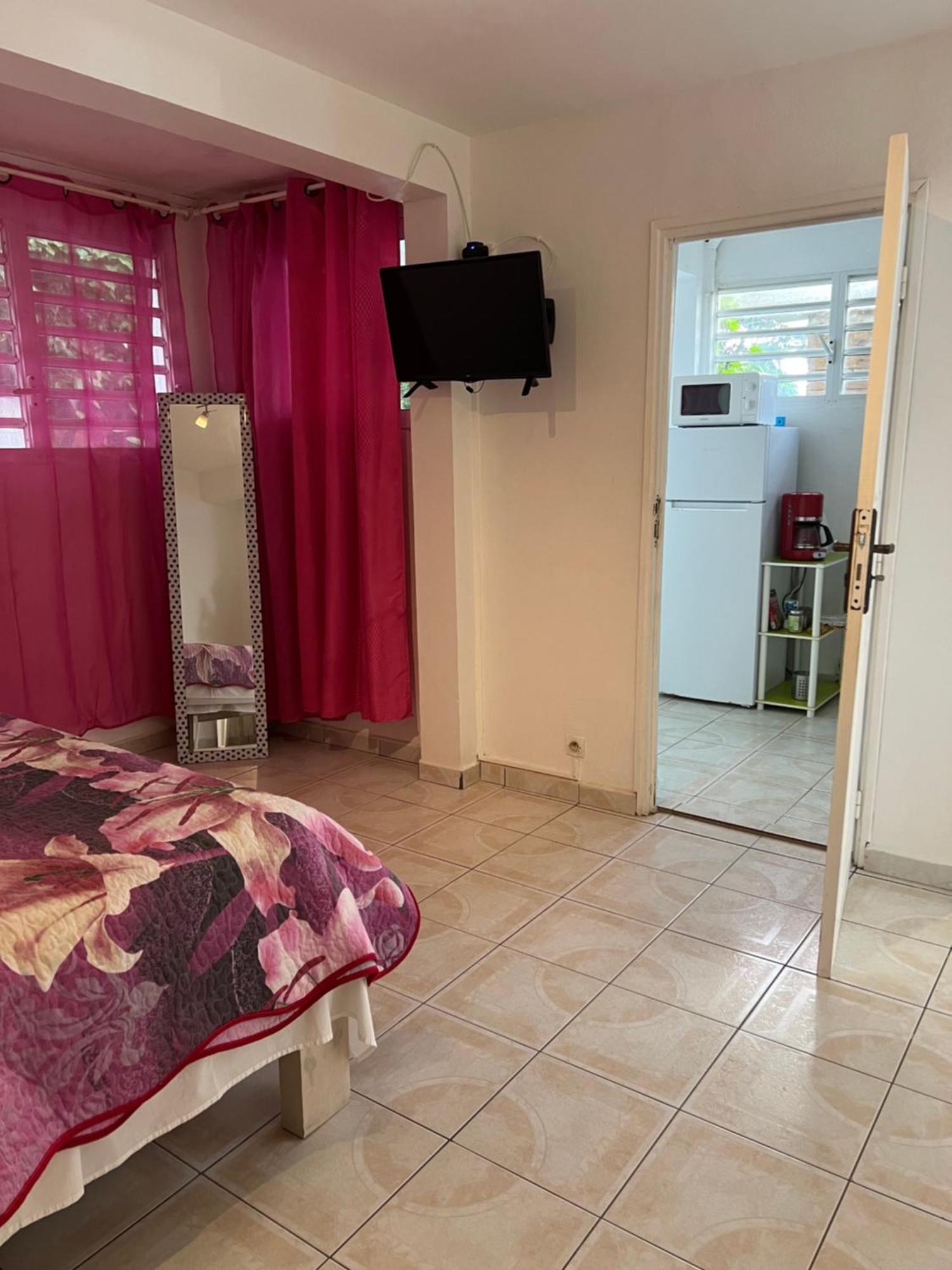 شقة Location Tropical ساينت آن المظهر الخارجي الصورة
